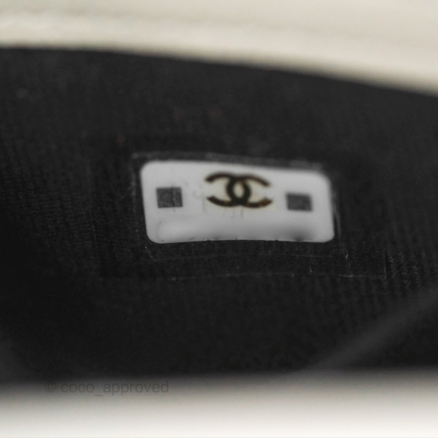 Chanel Mini Quilted Trendy CC Clutch With Chain White Lambskin Black Hardware