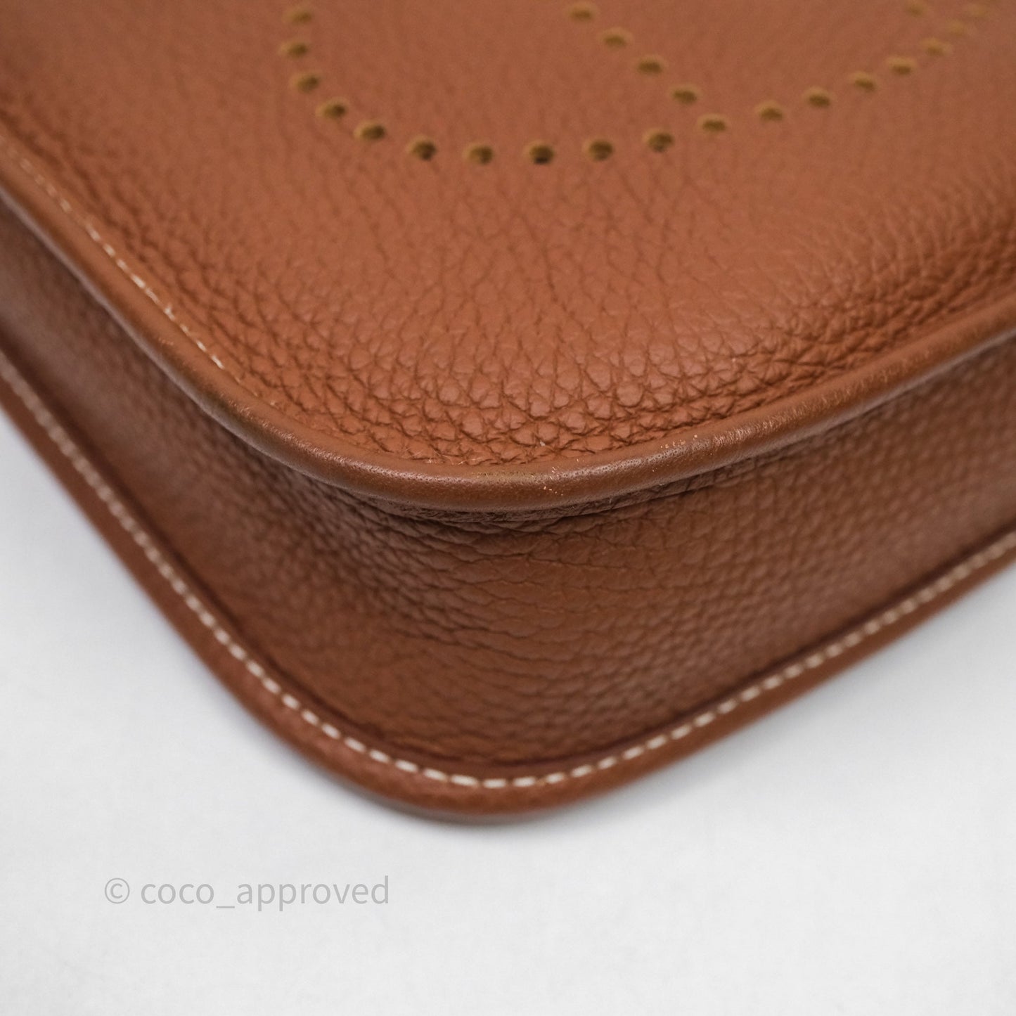 Hermès Mini Evelyne 16 Amazone Gold 37 Clemence Palladium Hardware