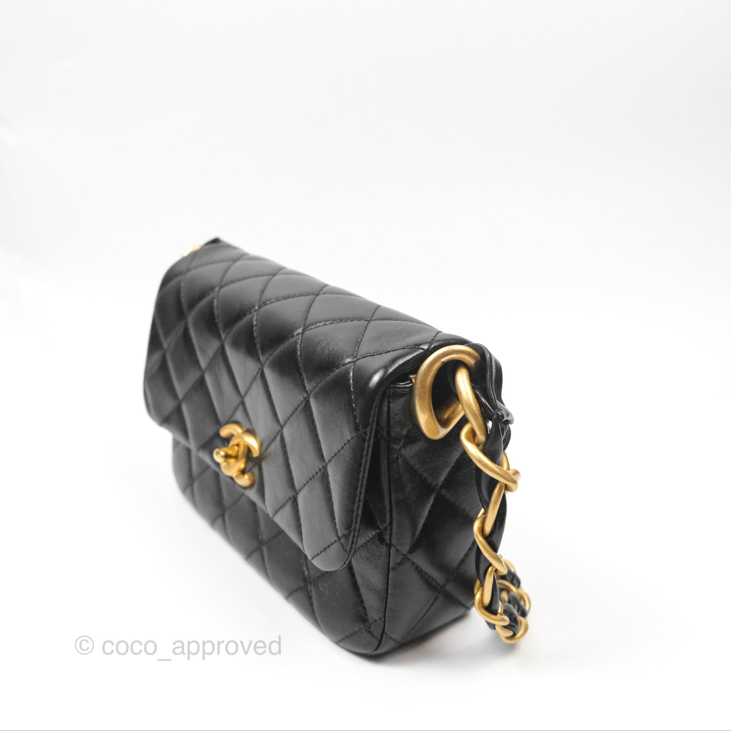 Chanel CC Chain Shoulder Bag Black Shiny Aged Calfskin