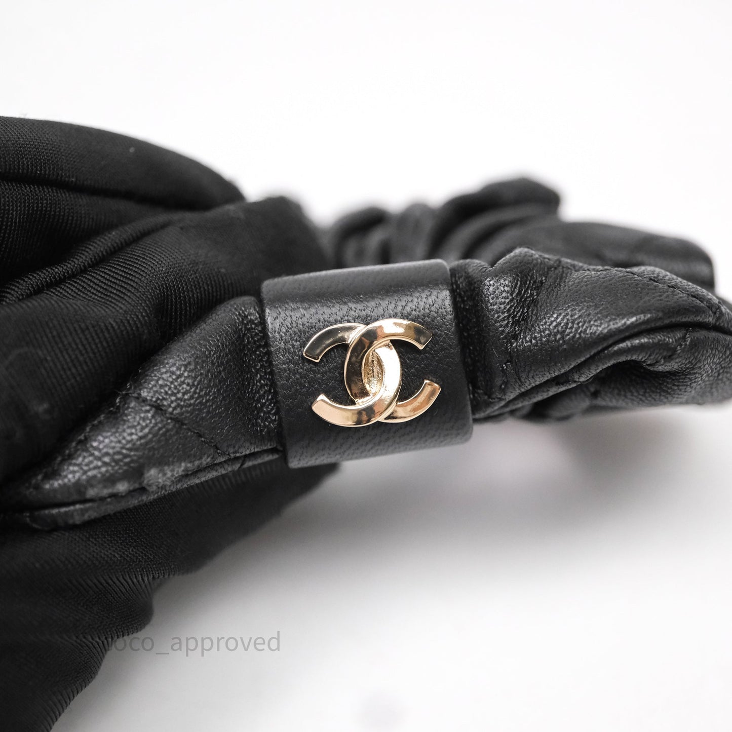 Chanel CC Black Leather Hair Accessory Gold Tone 21K