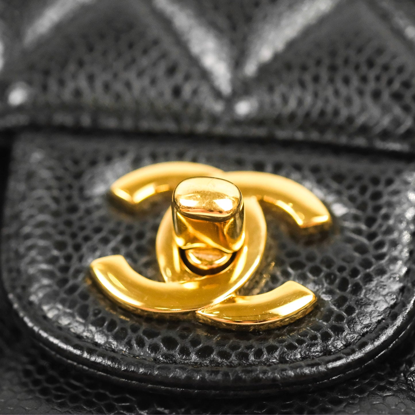 Chanel Classic M/L Medium Flap Quilted Black Caviar Gold Hardware