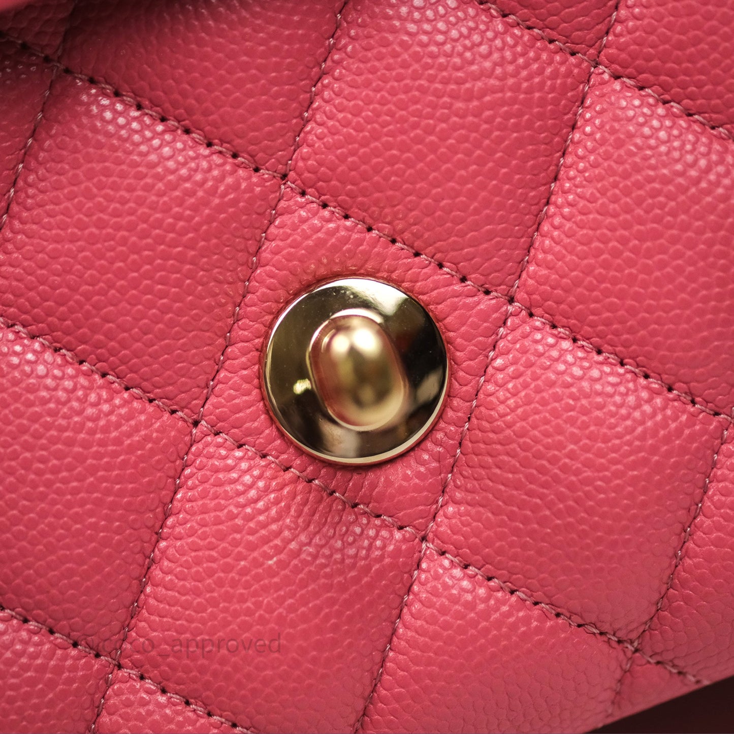Chanel Classic M/L Medium Flap Quilted Pink Caviar Gold Hardware