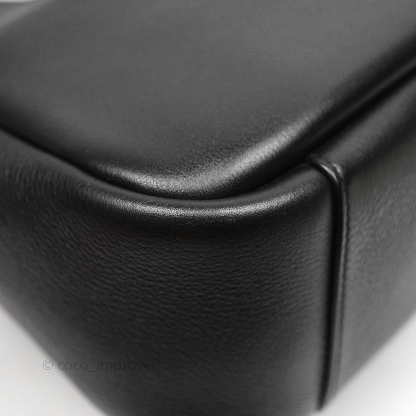 Saint Laurent LE 5 à 7 Supple Small Black Grained Leather Gold Hardware