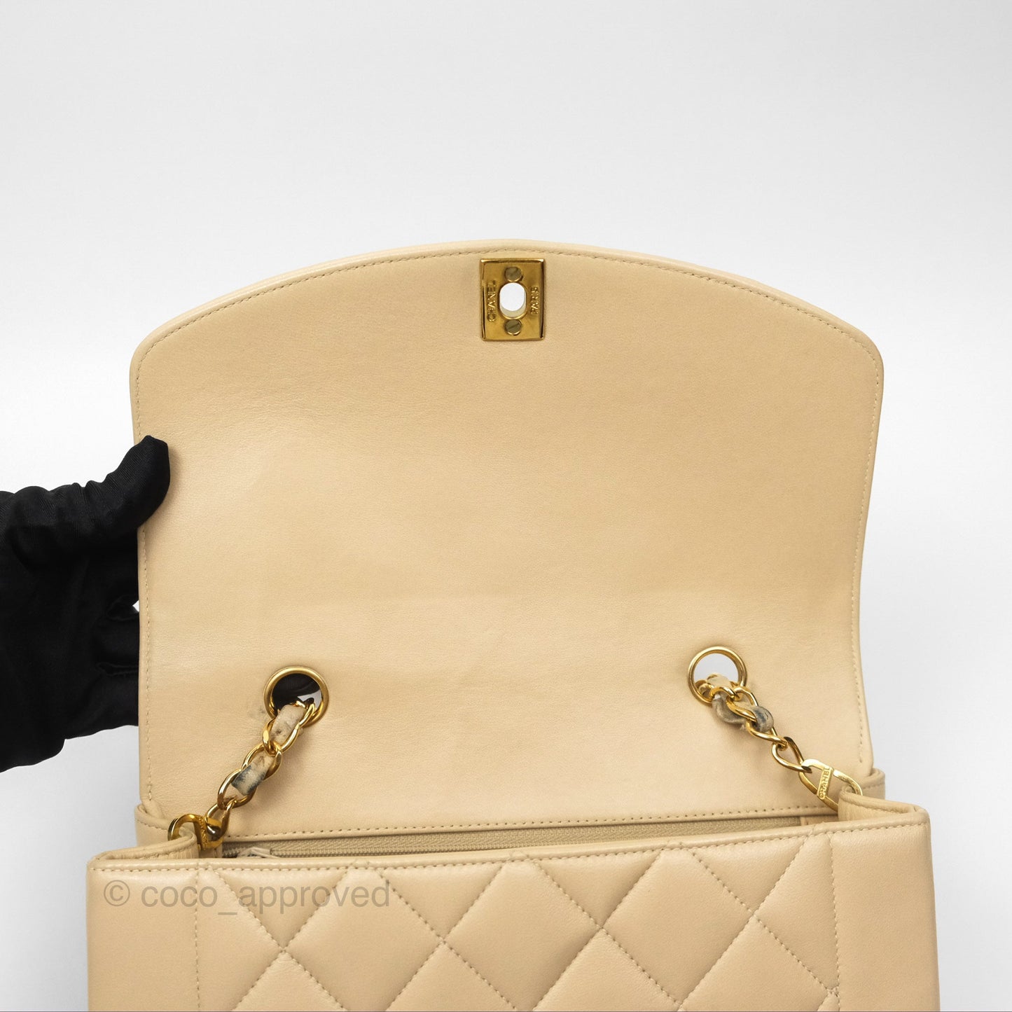 Chanel Vintage Small Quilted Classic Diana Flap Bag Beige Lambskin 24K Gold Hardware