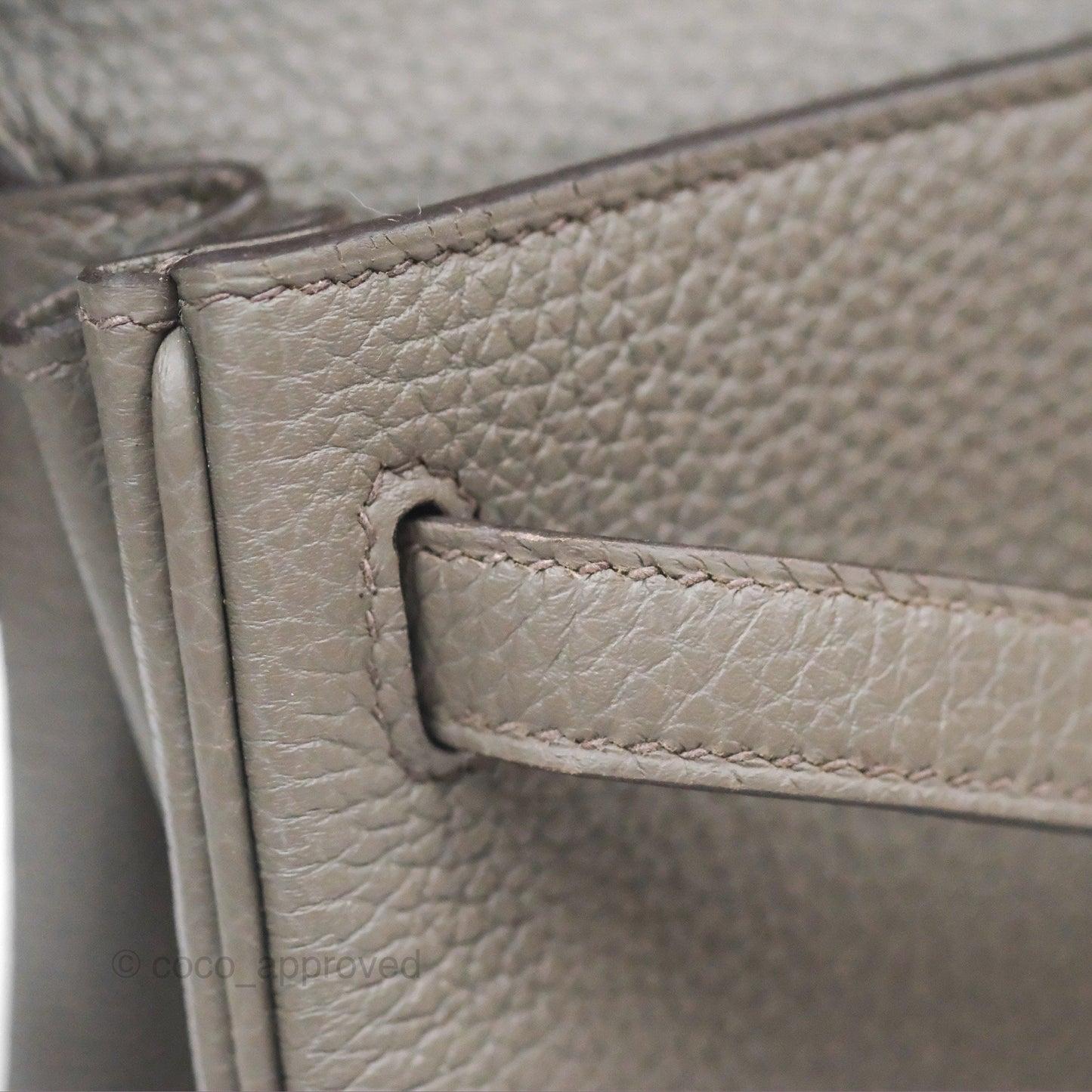 Hermès Kelly 25 Retourne Gris Etain 8F Togo Gold Hardware
