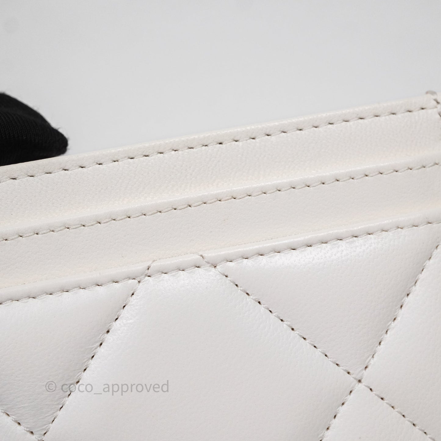 Chanel 19 Quilted Flat Card Holder White Lambskin