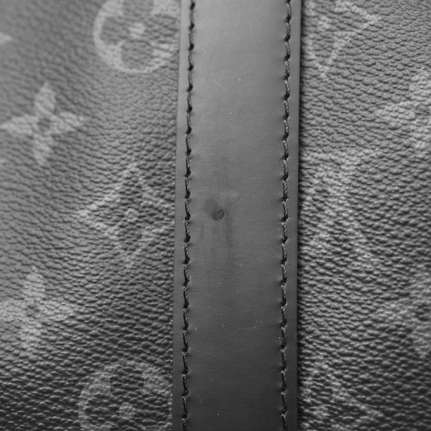 Louis Vuitton Keepall Bandoulière 45 Duffle Bag Monogram Eclipse Canvas