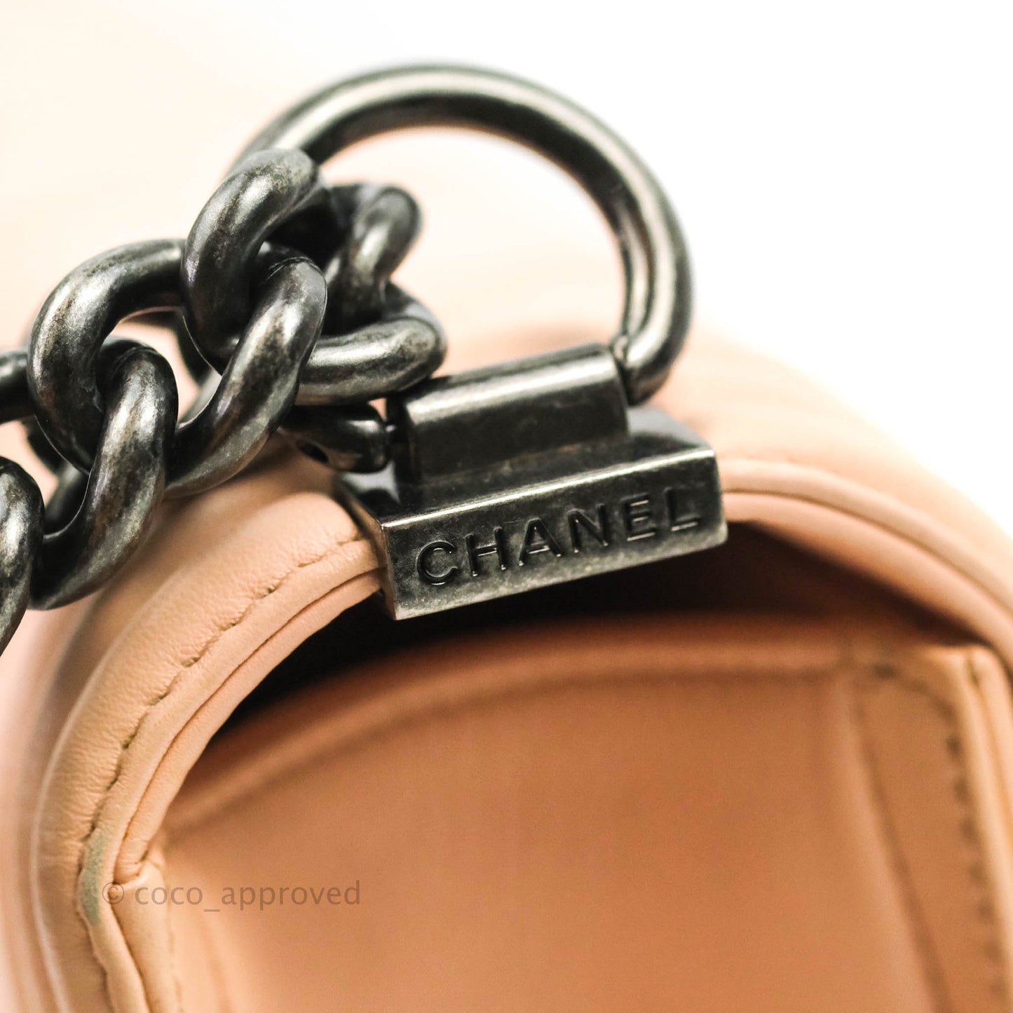 Chanel Boy New Medium Quilted Pink Calfskin Ruthenium Hardware