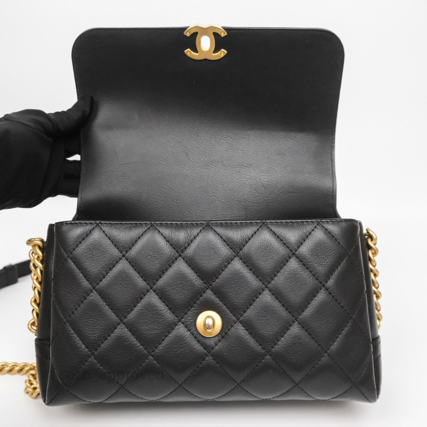 Chanel Side Chain Compartment Flap Black Calfskin Aged Gold Hardware