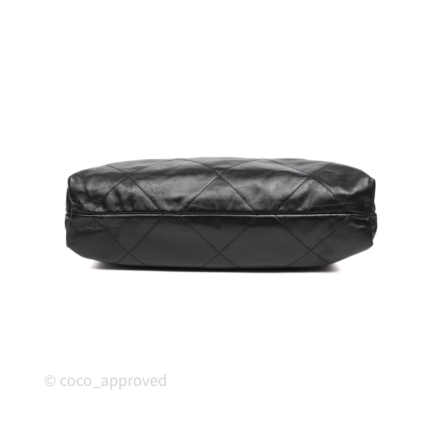 Chanel 22 Bag Medium Black Crumpled Calfskin Aged Gold Hardware