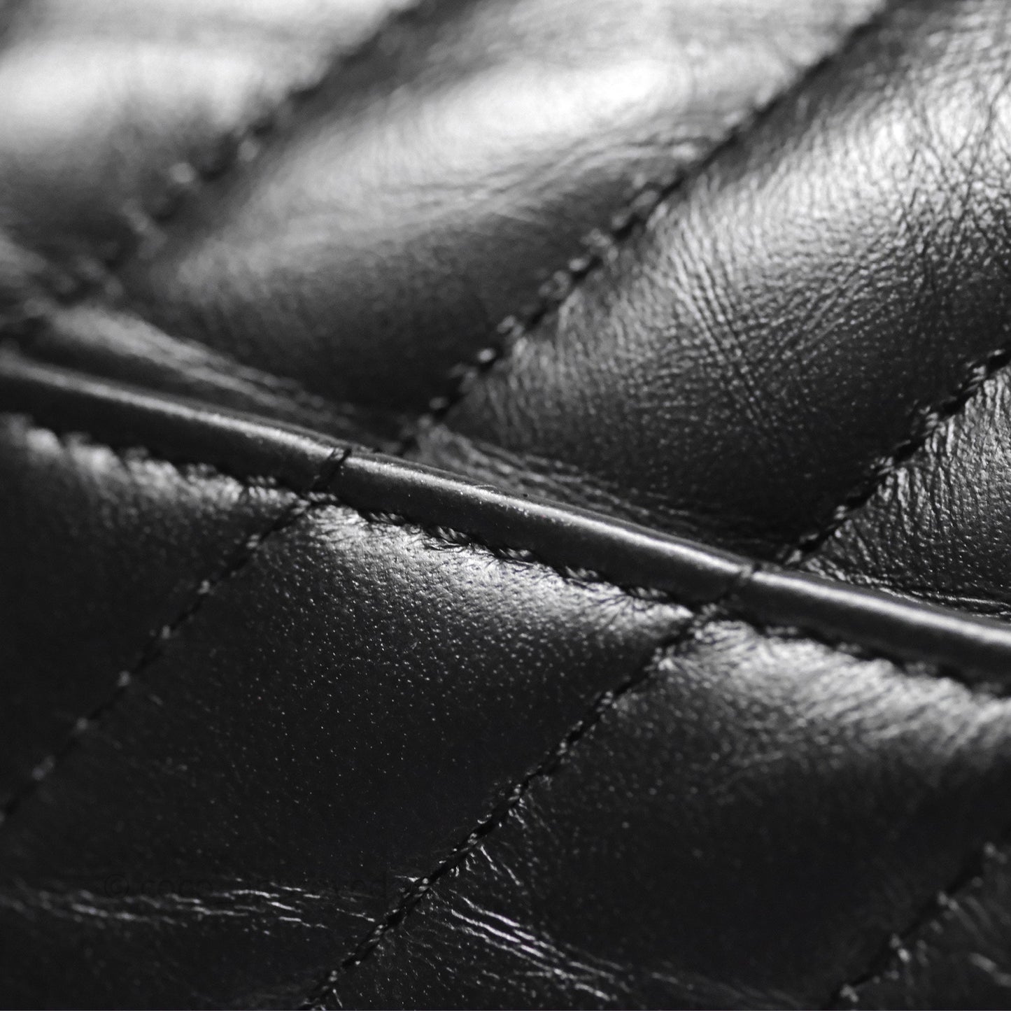 Chanel Reissue 225 Chevron Aged Calfskin So Black