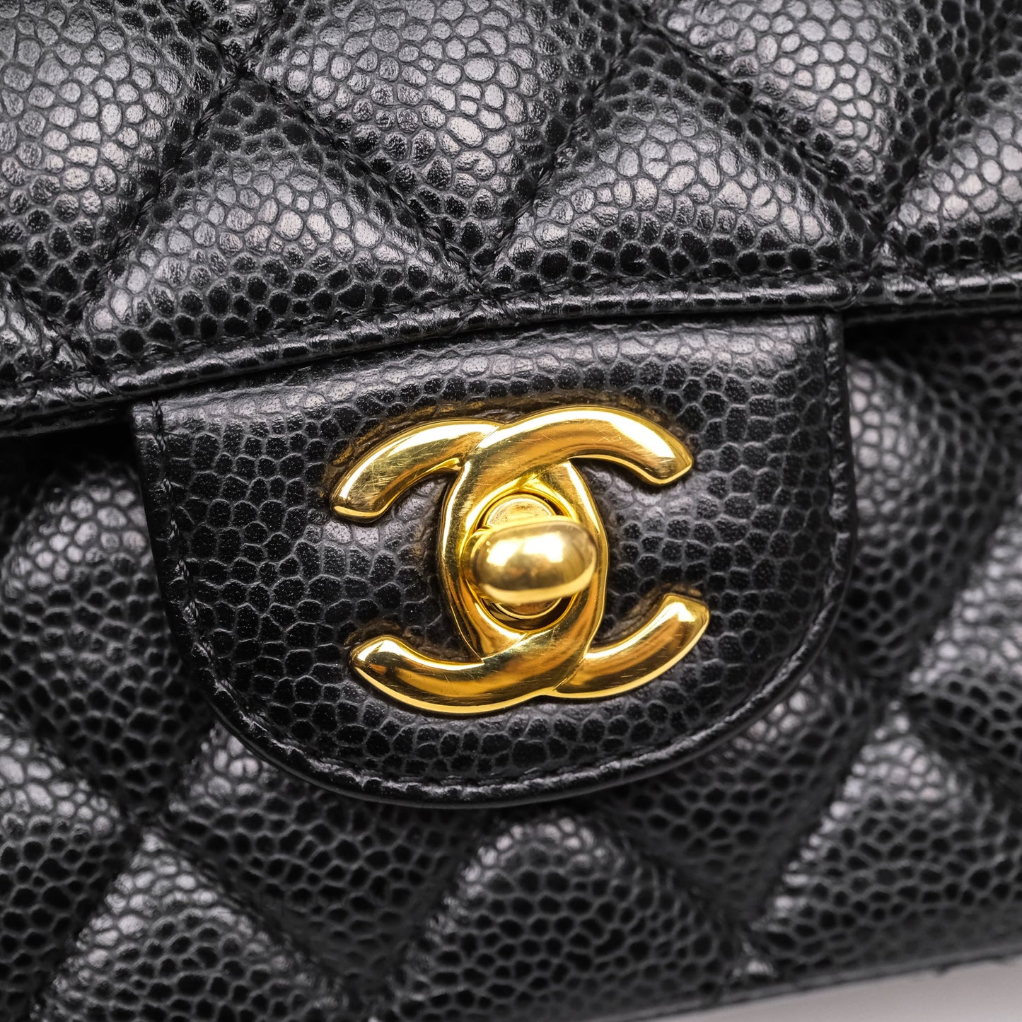 Chanel Classic M/L Medium Flap Quilted Black Caviar Gold Hardware