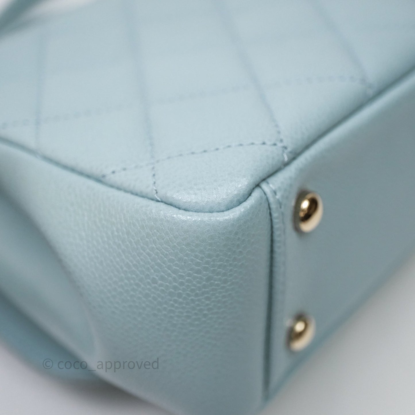 Chanel Quilted Medium Business Affinity Flap Blue Caviar Gold Hardware