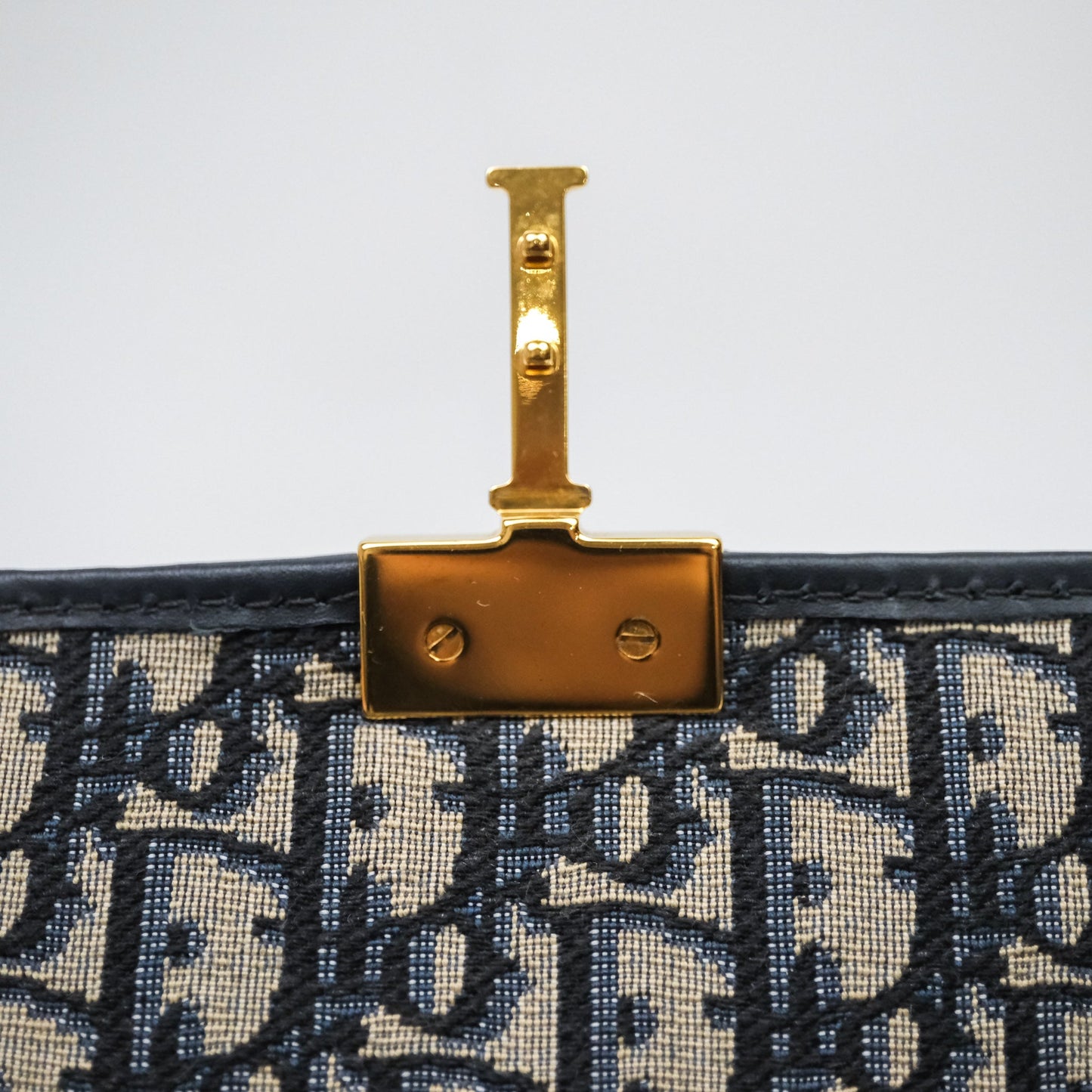 Christian Dior 30 Montaigne Bag Blue Dior Oblique Jacquard