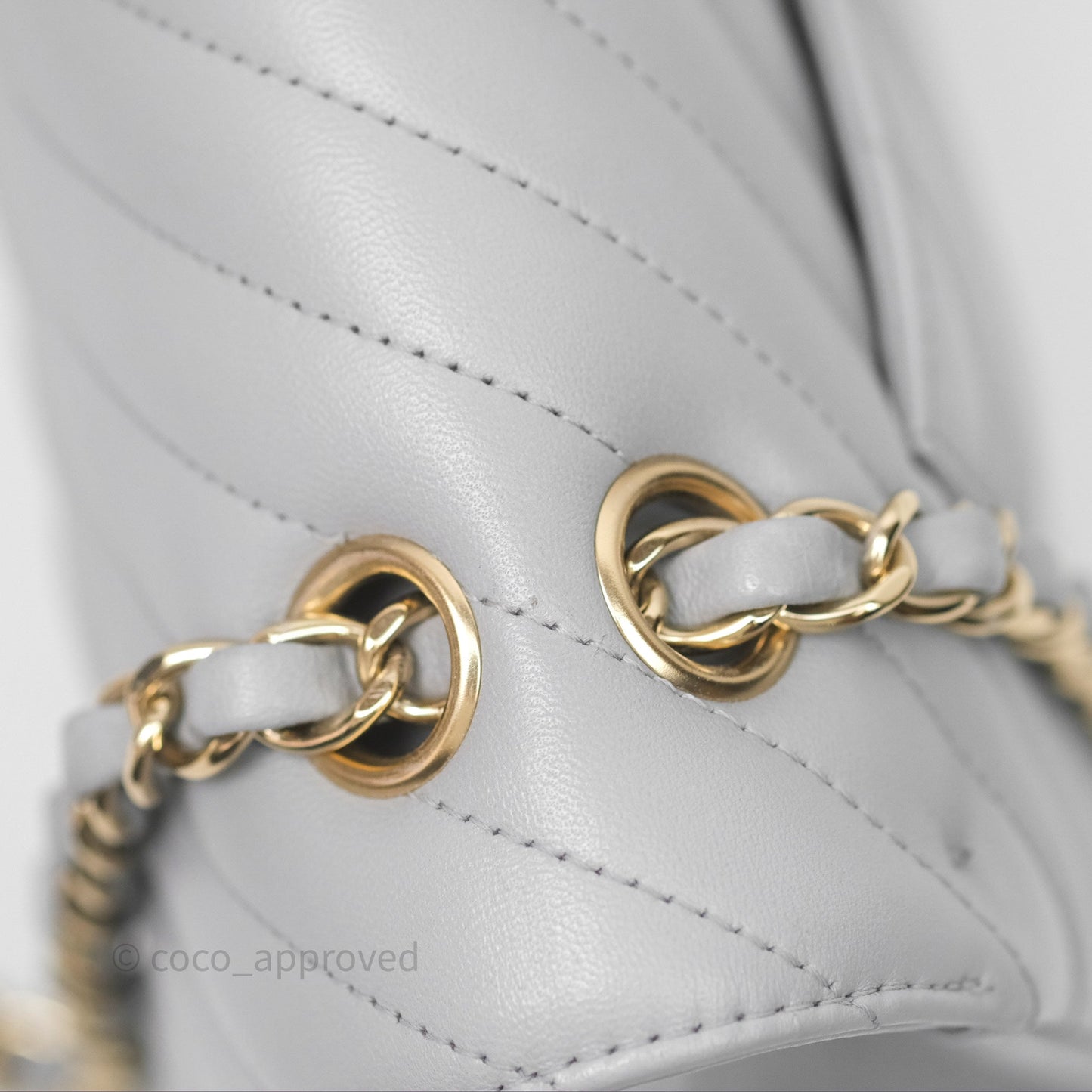 Chanel Classic M/L Medium Flap Chevron Grey Lambskin Gold Hardware