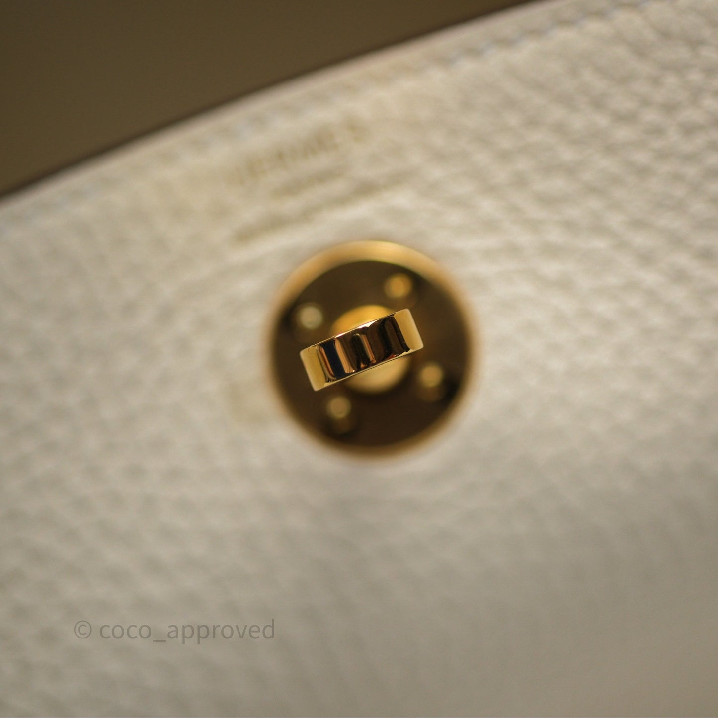 Hermès Mini Lindy 20 Nata I2 Clemence Gold Hardware