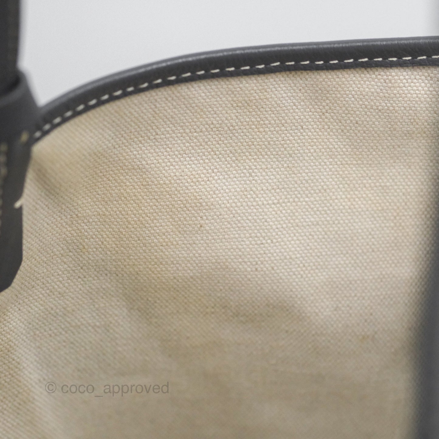 Goyard St Louis Tote PM ⁣⁣⁣⁣⁣⁣⁣⁣⁣⁣⁣⁣⁣⁣⁣⁣⁣⁣⁣⁣Grey Canvas
