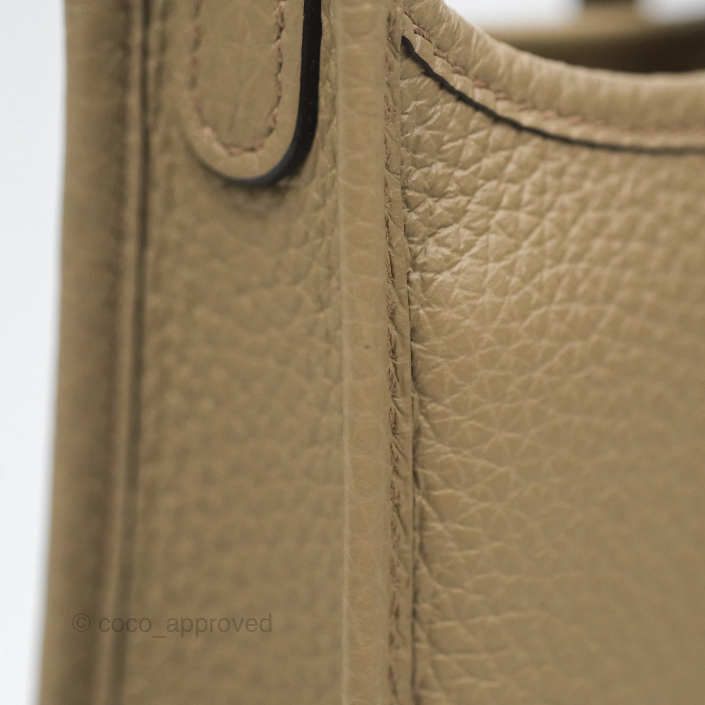 Hermès Mini Evelyne 16 Beige Marfa 8Q Clemence Gold Hardware