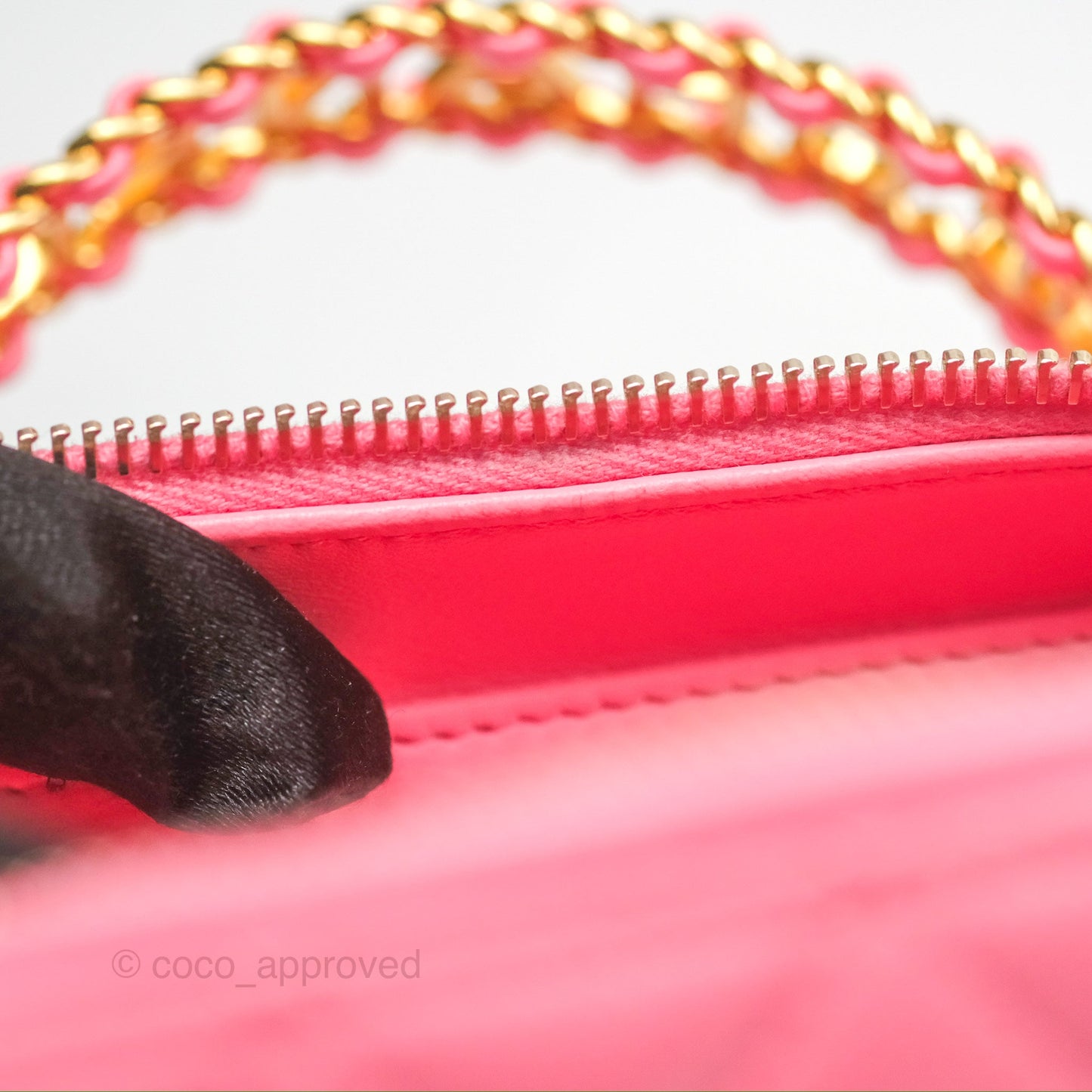 Chanel Caviar Quilted Pick Me Up Small Vanity Case Hot Pink