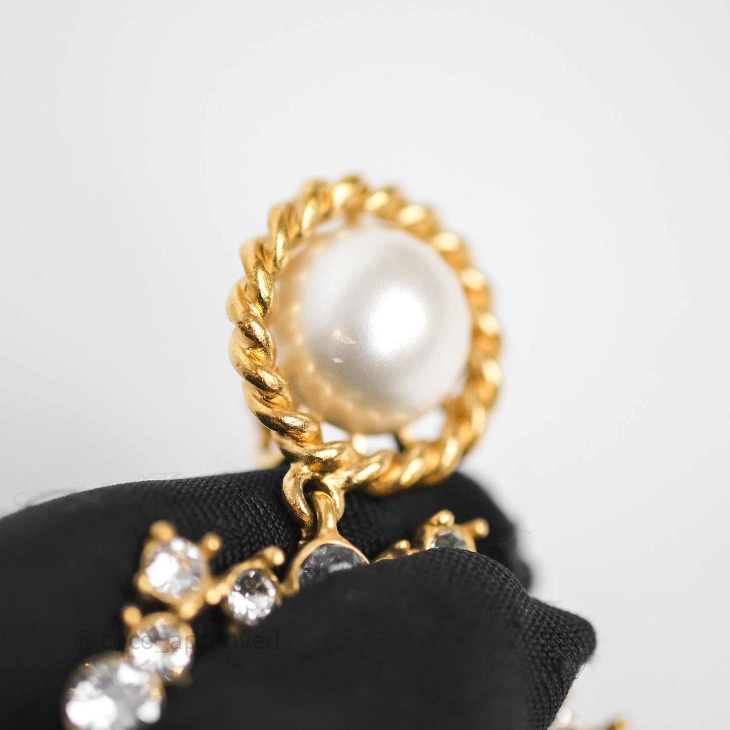Chanel Crystal Round CC Pearl Drop Ear Clip Gold Tone 20B