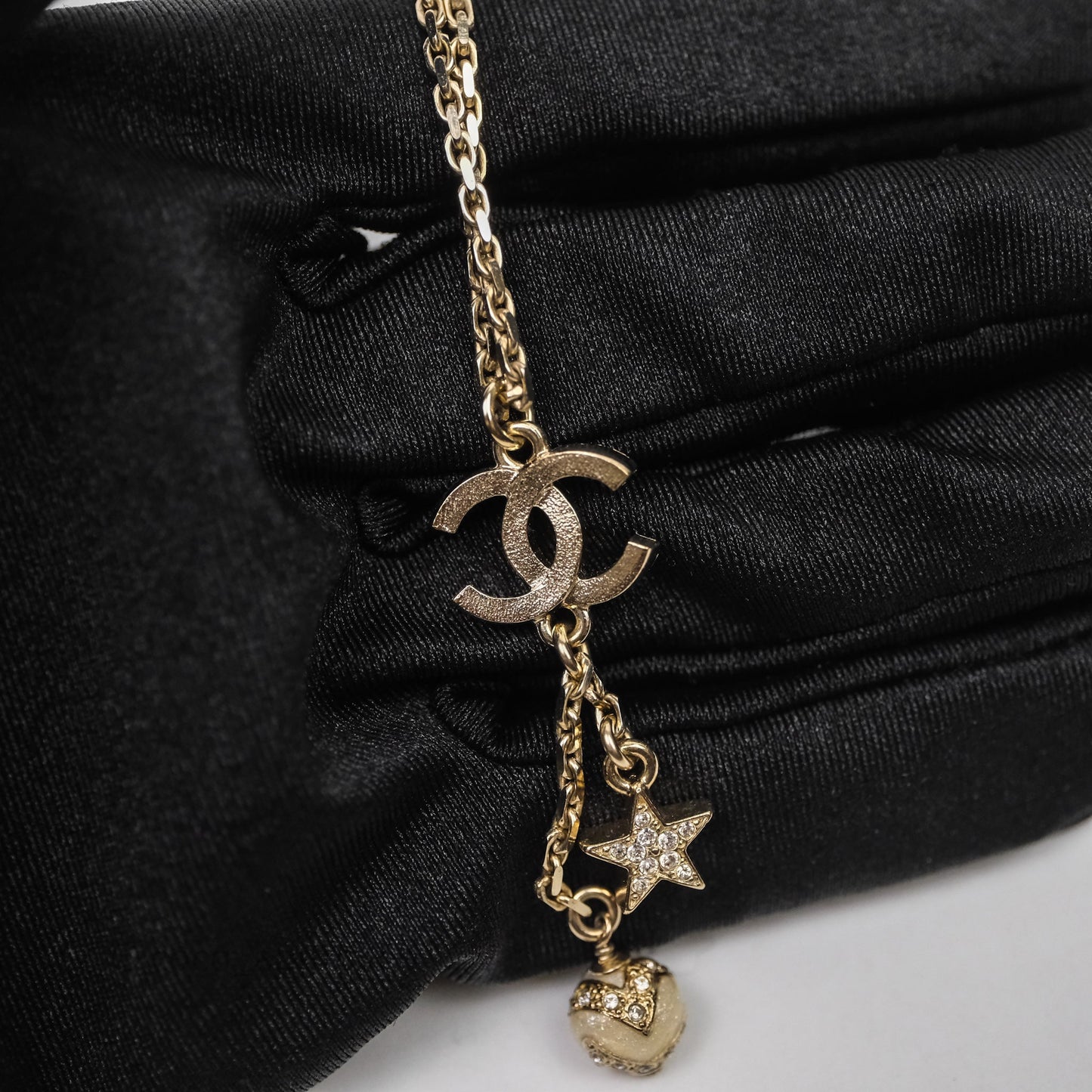 Chanel Crystal CC Necklace Gold Tone 23K