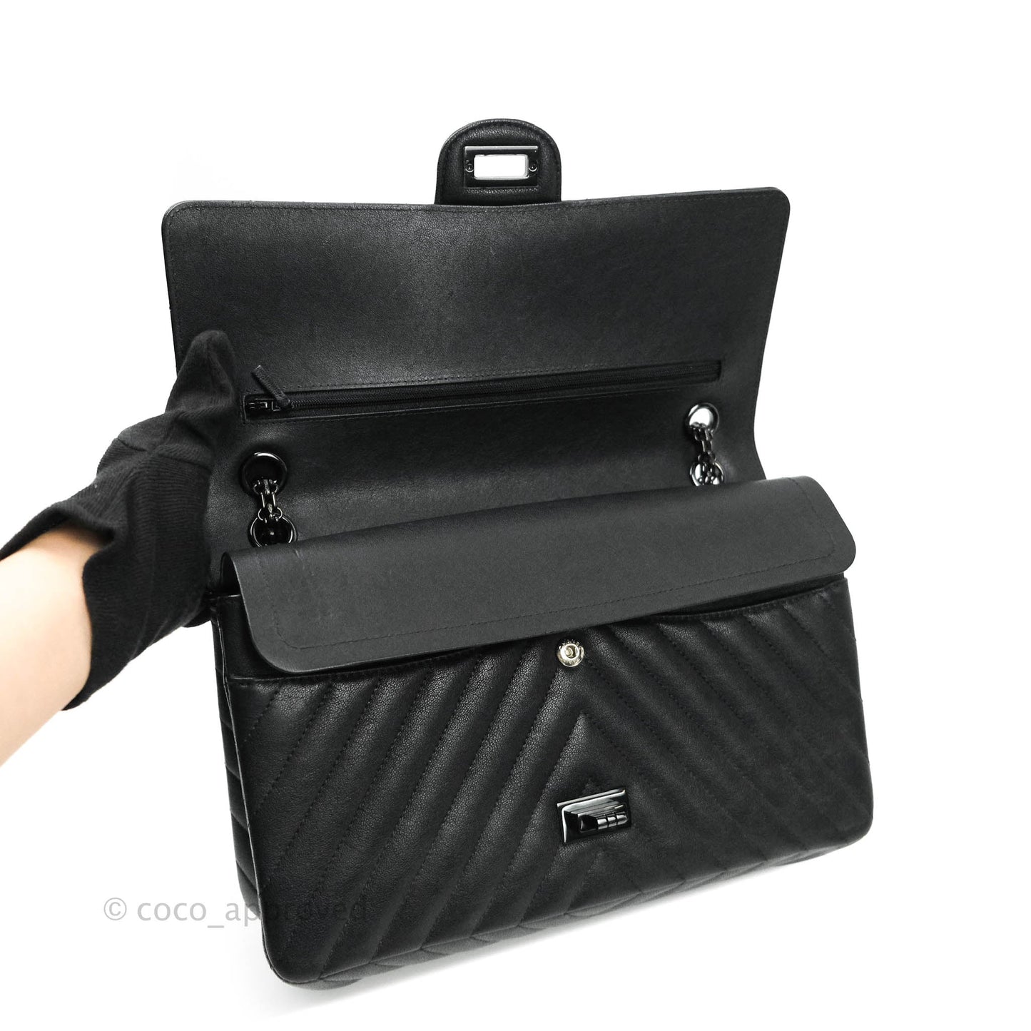 Chanel Reissue Chevron So Black Black Hardware 226