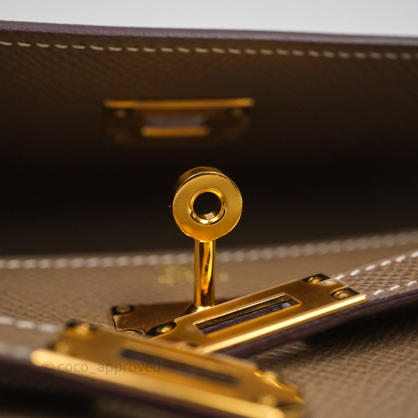 Hermès Kelly To Go Wallet Etoupe 18 Epsom Gold Hardware