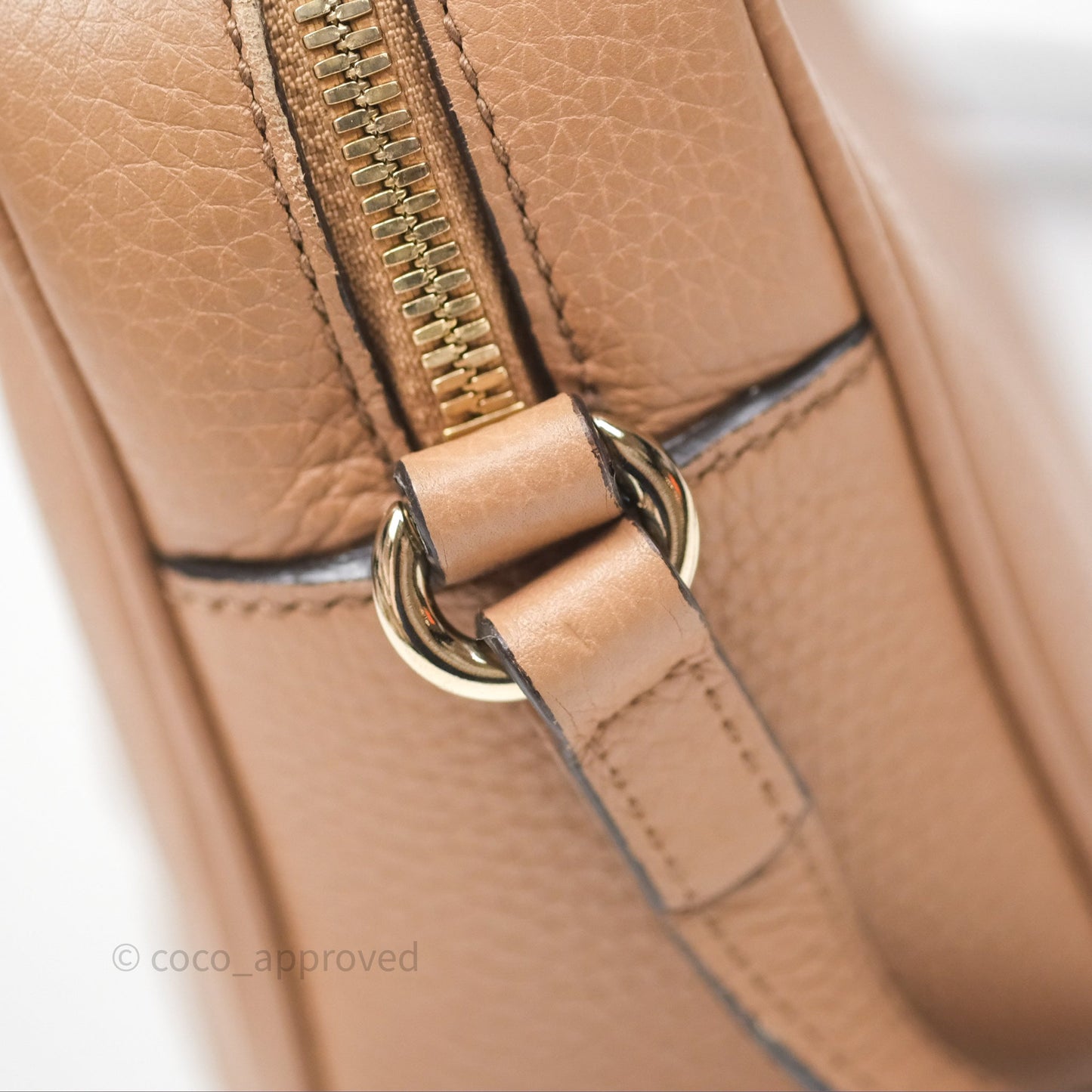Gucci Small Soho Disco Bag Calfskin Beige