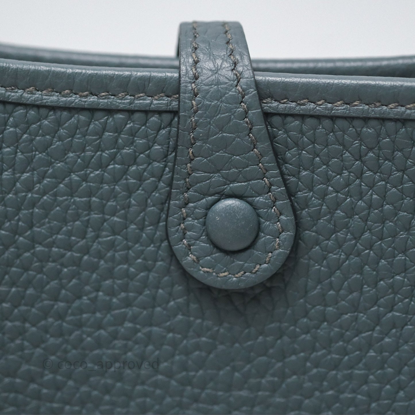 Hermès Mini Evelyne 16 Bleu Orage Y7 / Bleu Brume T0 Clemence Gold Hardware