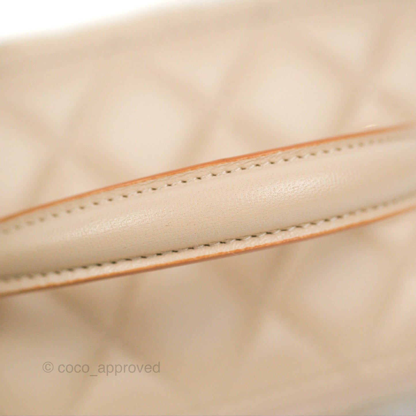 Chanel Vanity Rectangular Top Handle Ecru/Beige Lambskin Gold Hardware 23P