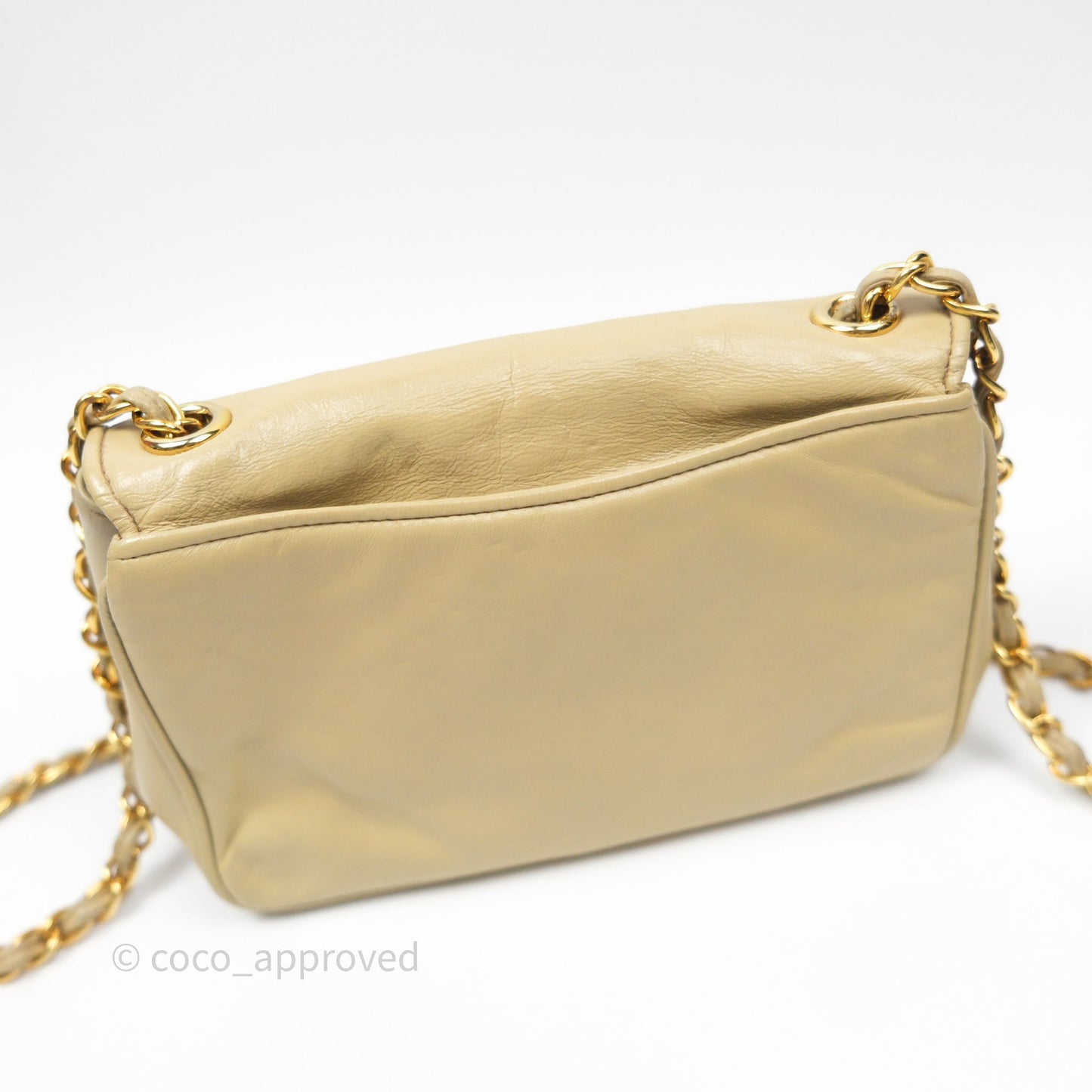 Chanel Vintage CC Flap Bag Beige Lambskin Gold Hardware