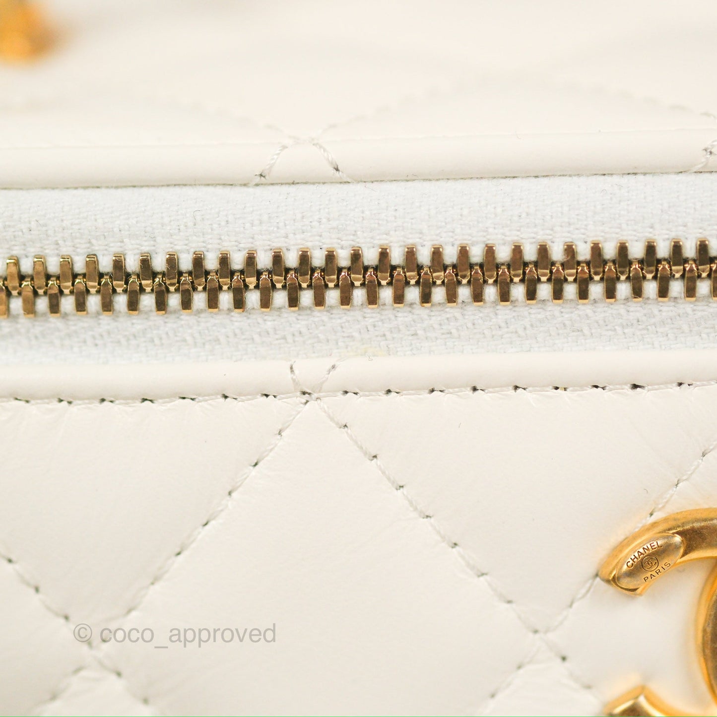 Chanel Rainbow Top Handle Vanity White Glazed Lambskin 23P