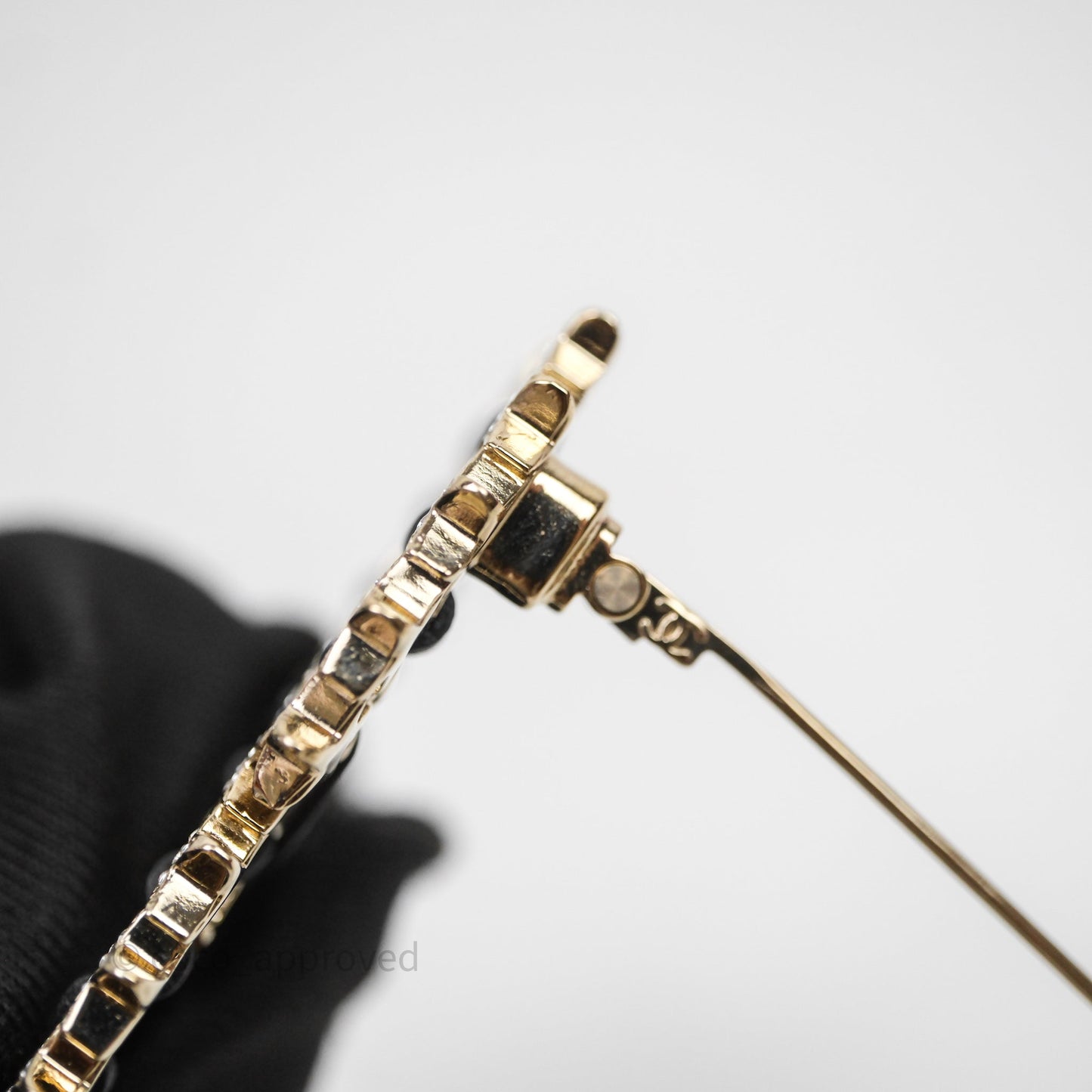 Chanel CC Logo Crystal Star Brooch Gold Tone 23C