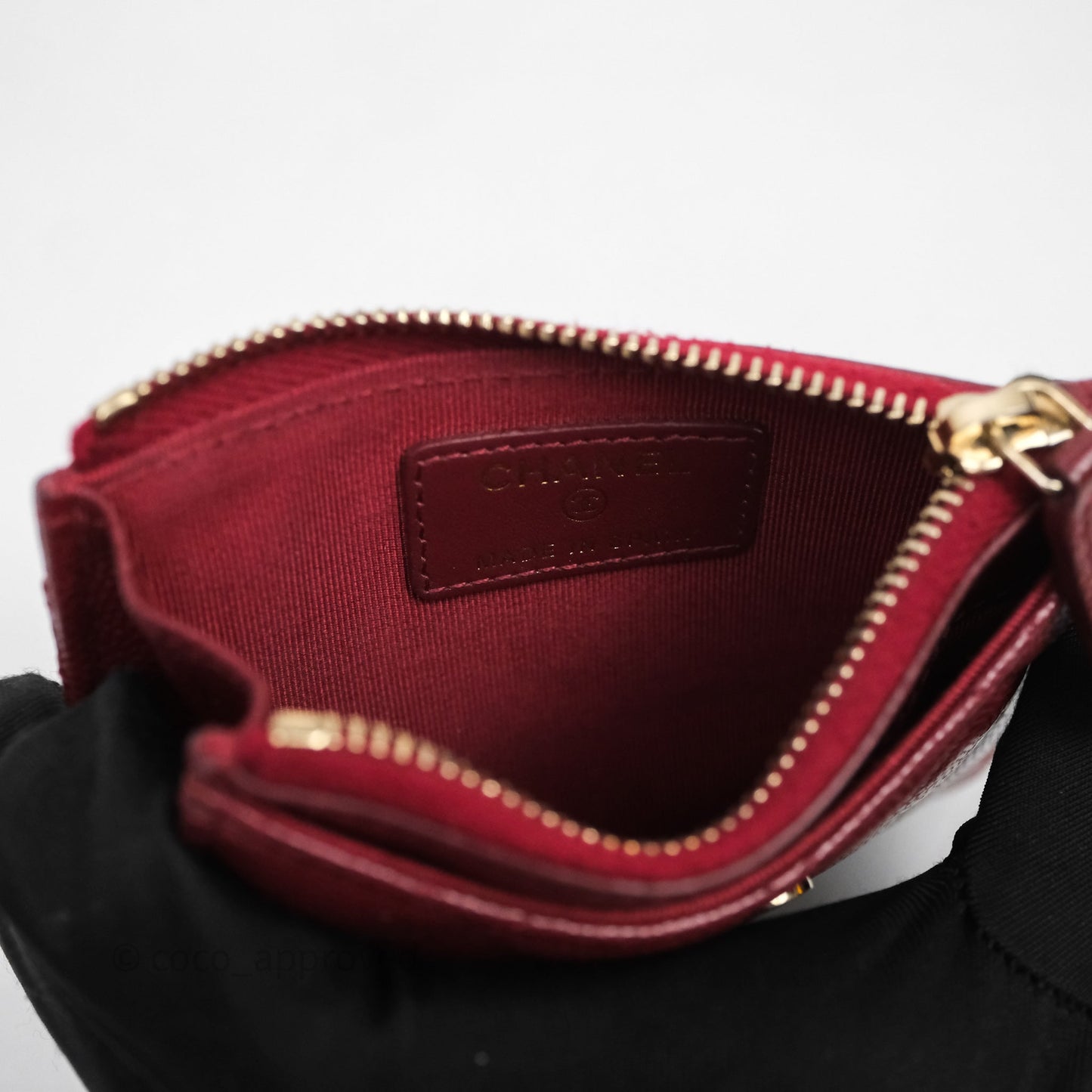 Chanel Classic Caviar Zipped Card Holder Burgundy Gold Hardware