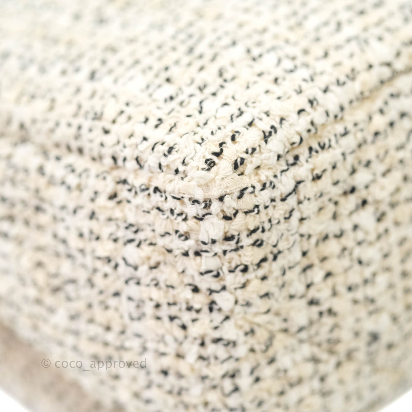 Chanel 19 Small Tweed Oreo Cream Mixed Hardware