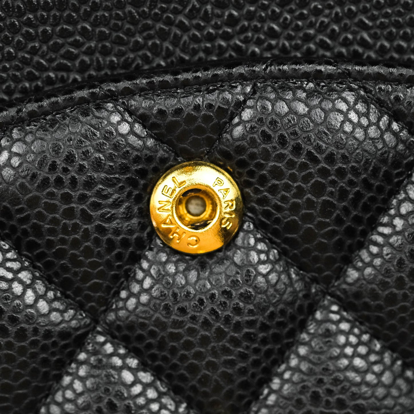 Chanel Quilted M/L Medium Double Flap Black Caviar Gold Hardware