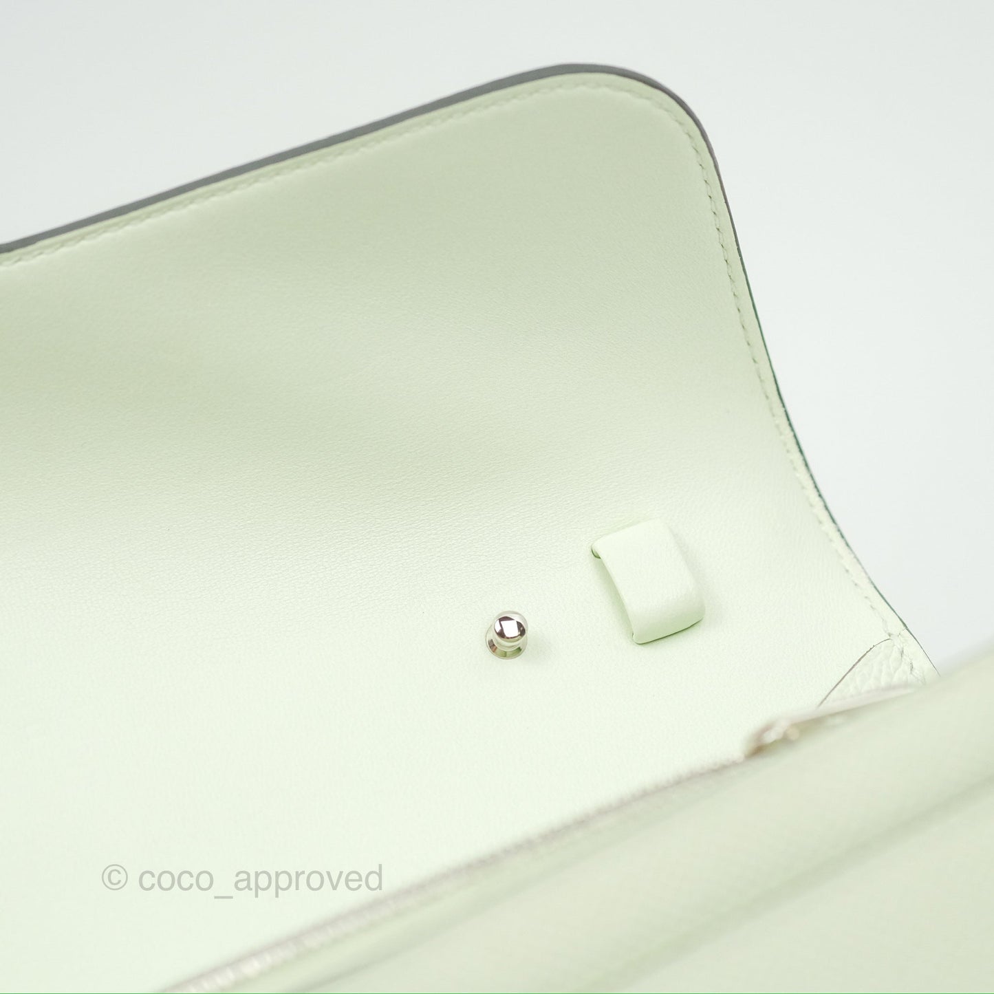 Hermès Constance To Go Wallet Vert Fizz Epsom Palladium Hardware