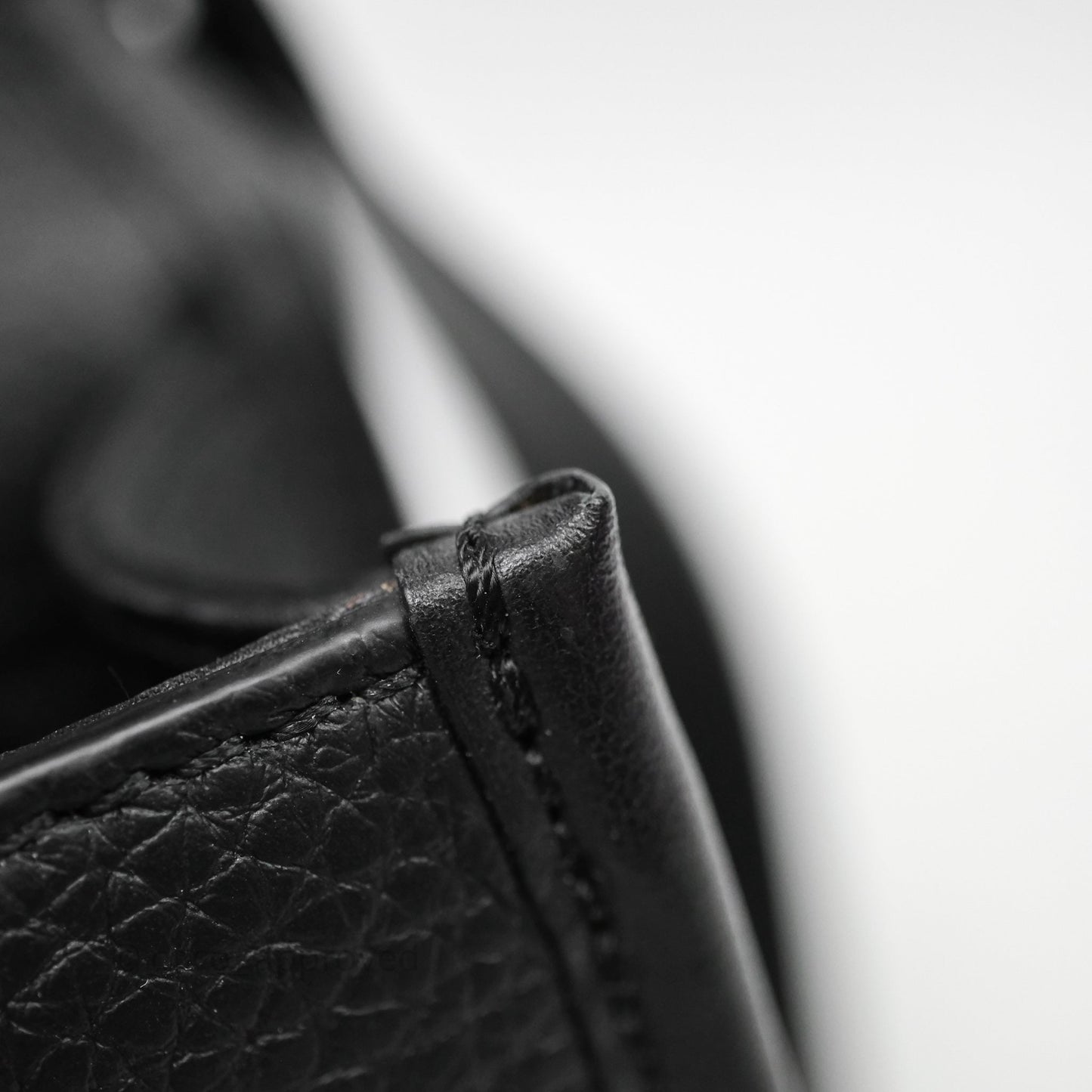 Dior Men's Mini Gallop Bag Black Grained Calfskin