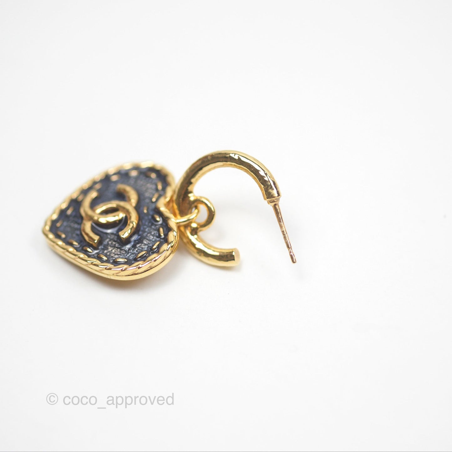Chanel CC Navy Heart Drop Hoop Earrings Gold Tone 24P