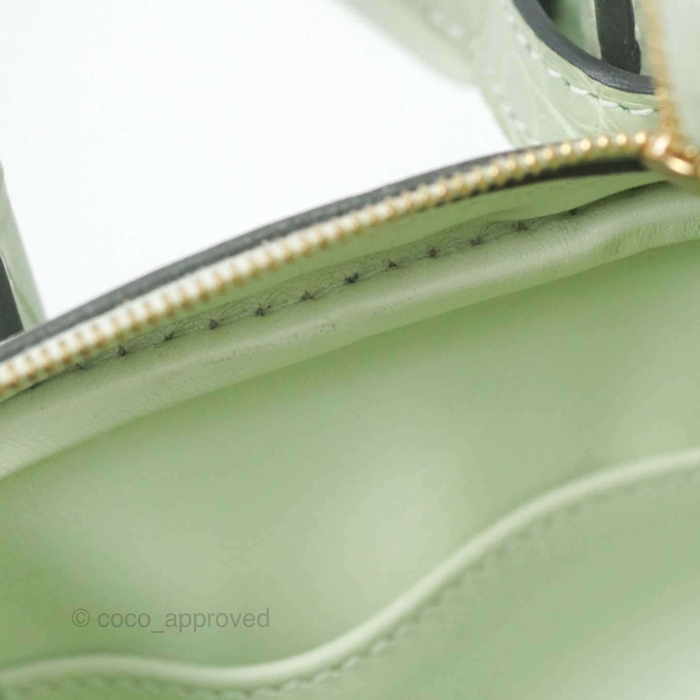 Hermès Mini Lindy Touch Vert Fizz 0S Swift Alligator Handle Gold Hardware