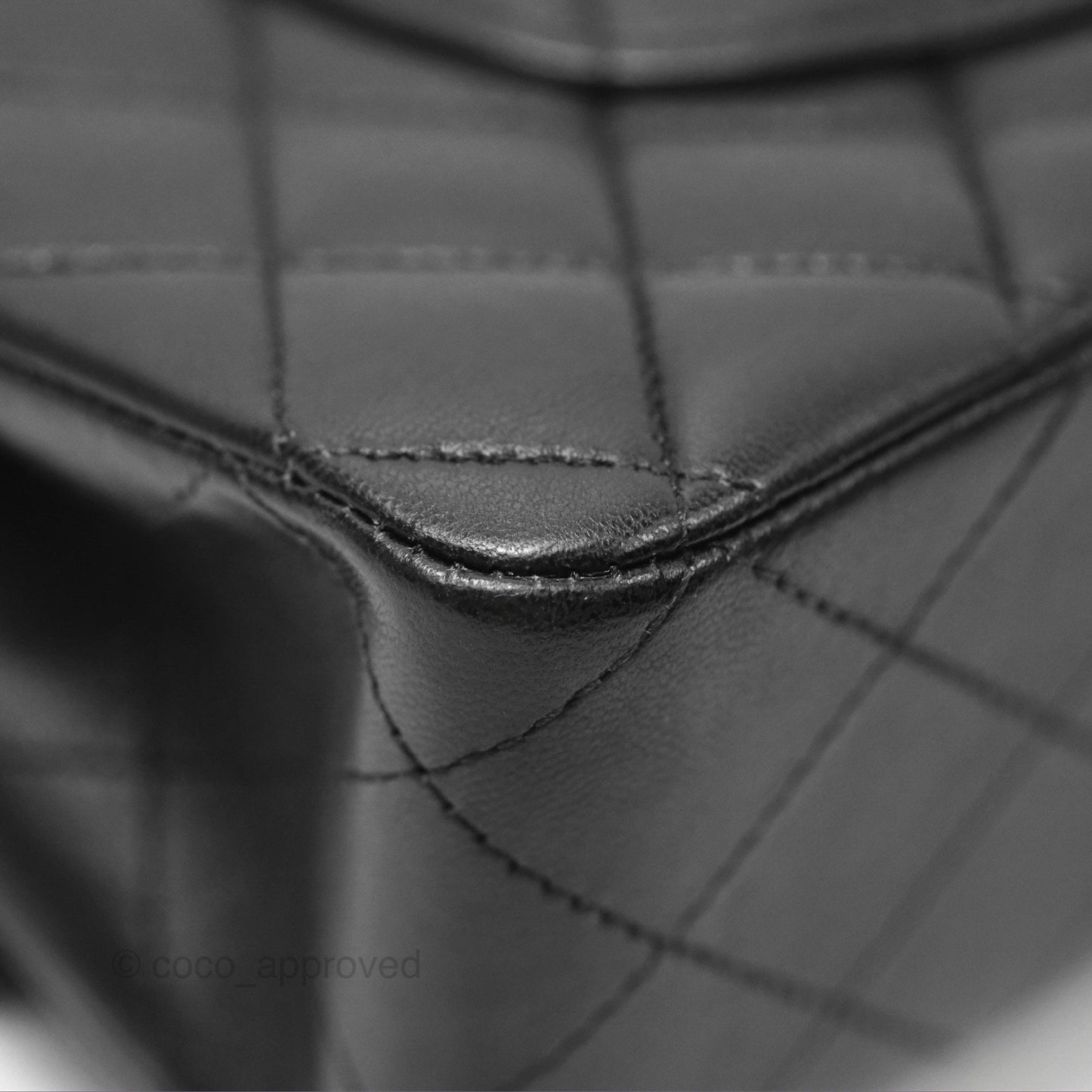 Chanel Classic M/L Medium Flap Quilted Black Lambskin Silver Hardware