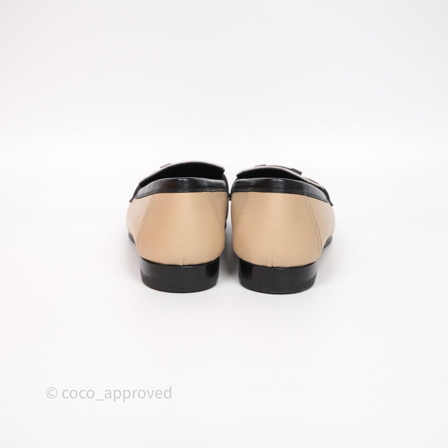 Hermès Royal Loafers Beige Calfskin Black/White Accents Size 37.5