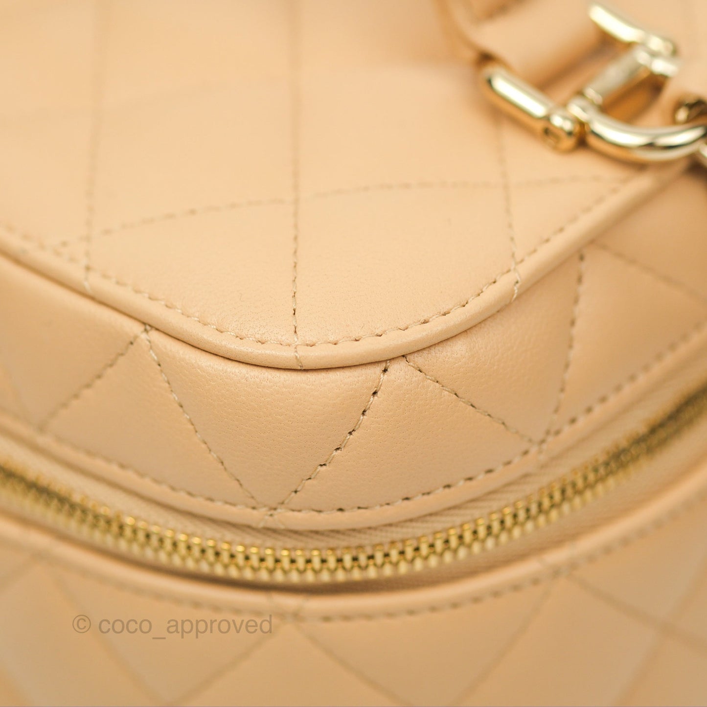 Chanel Small Quilted Top Handle Vanity Case Beige Lambskin Gold Hardware