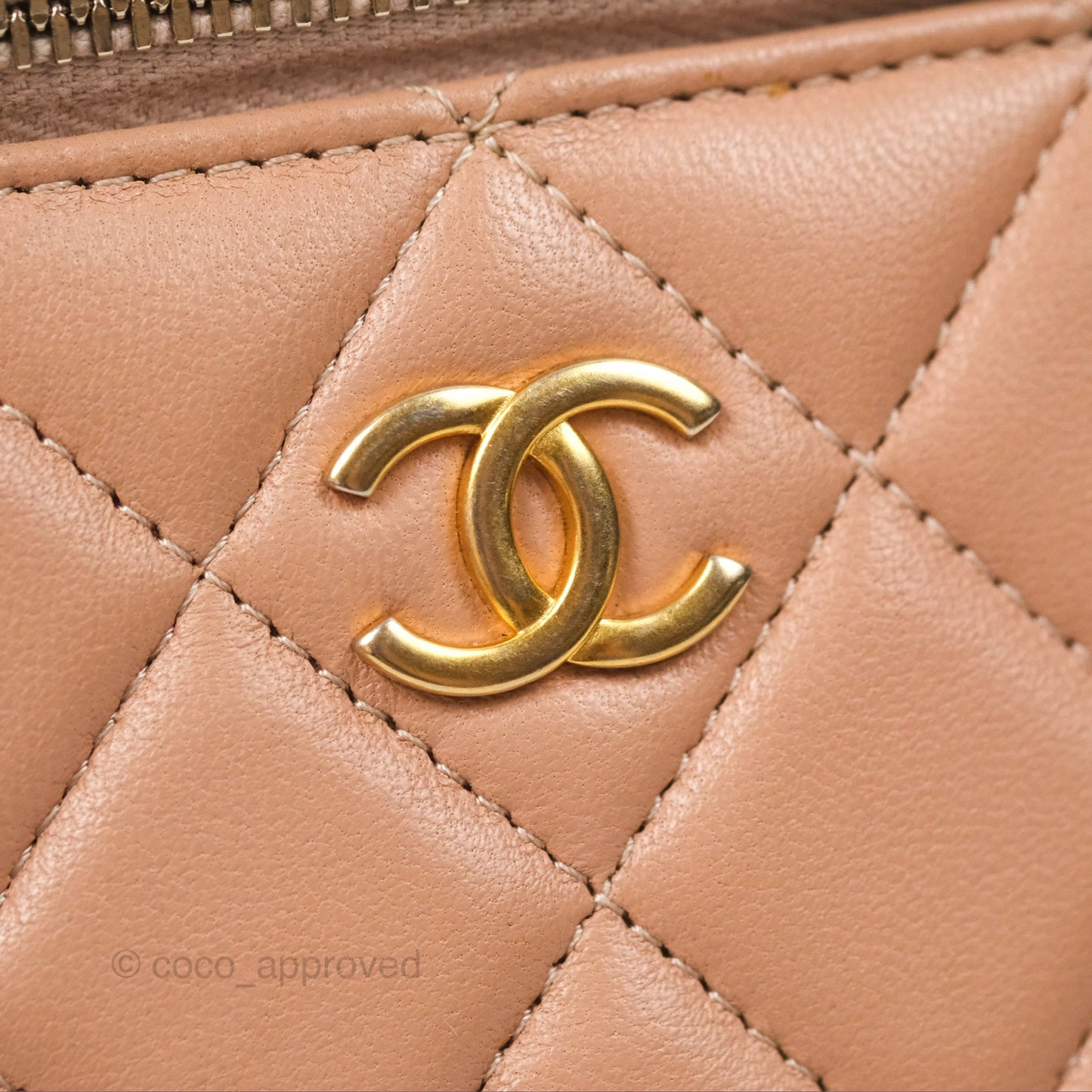 Chanel Vanity Rectangular Top Handle Beige Lambskin Aged Gold Hardware