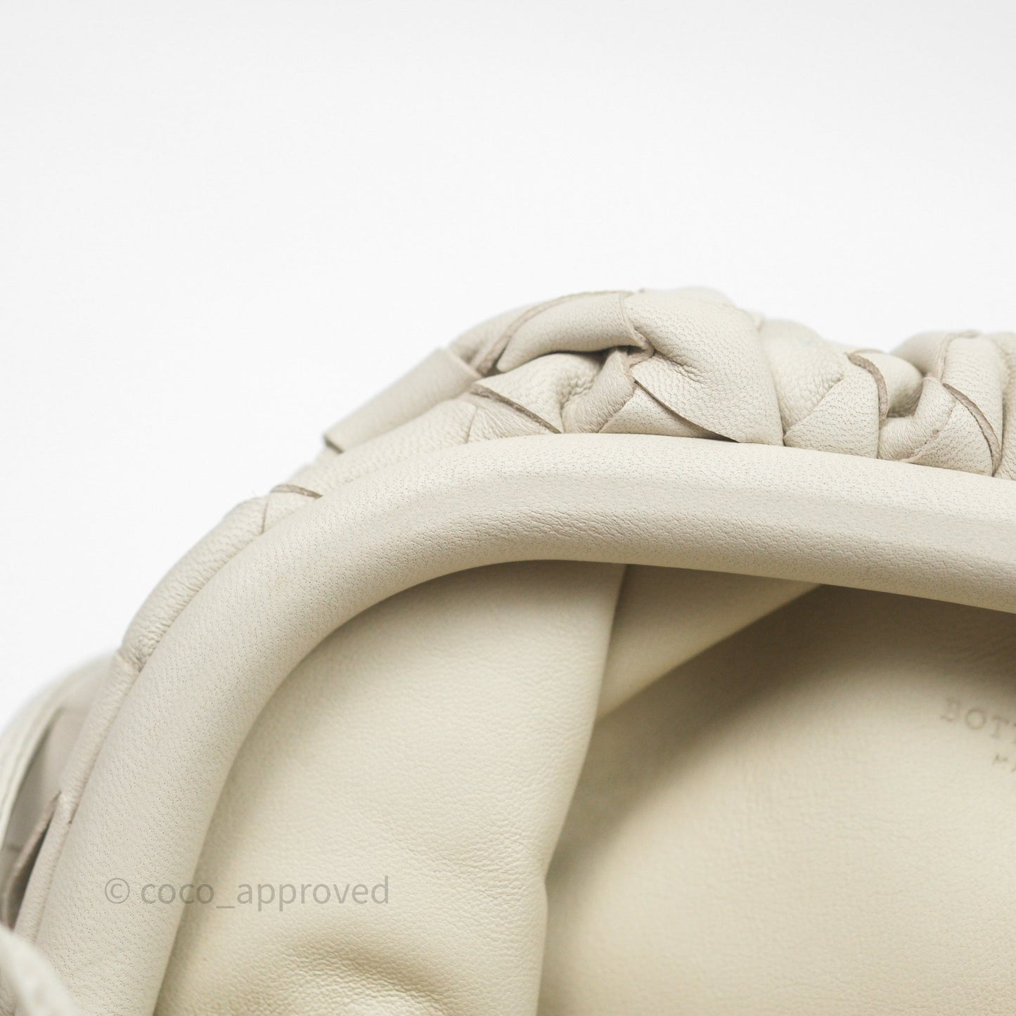Bottega Veneta Mini Pouch Chalk Intrecciato Calfskin