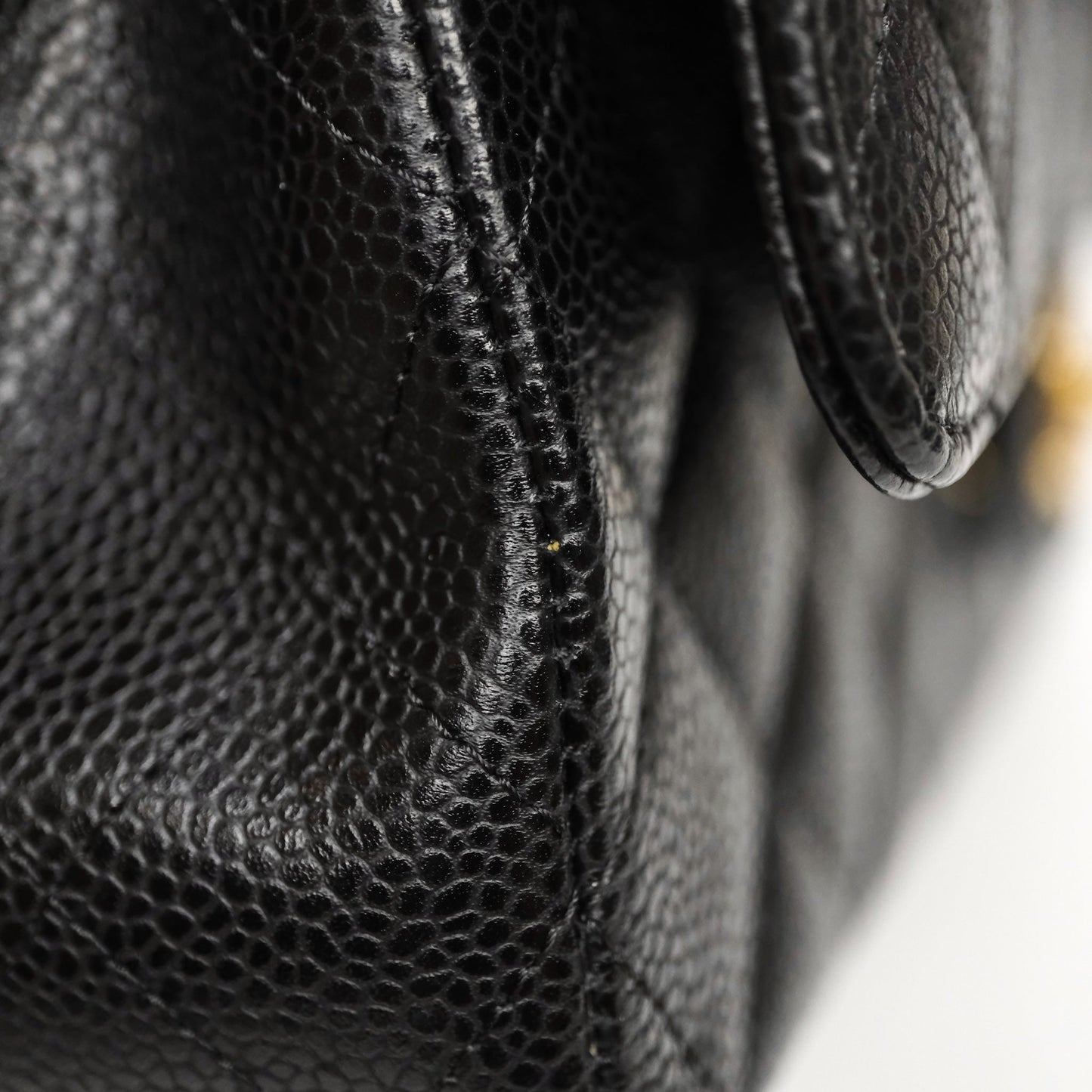 Chanel Classic M/L Medium Flap Quilted Black Caviar Gold Hardware