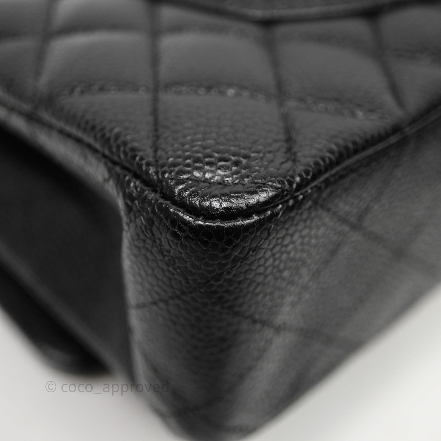 Chanel Classic M/L Medium Flap Quilted Black Caviar Gold Hardware