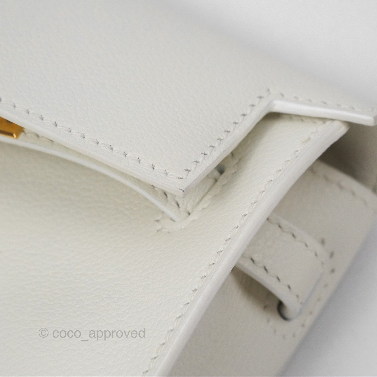 Hermès Kelly Danse II Bag White Evercolor Gold Hardware