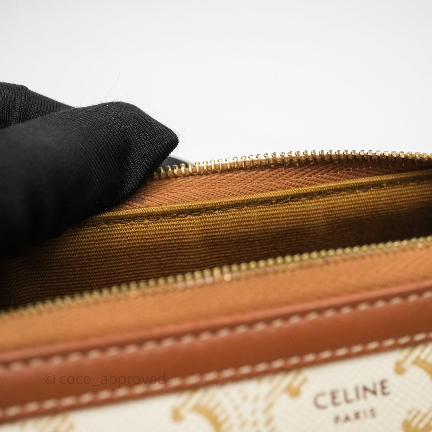 Celine Clutch With Chain Triomphe Canvas White/Tan