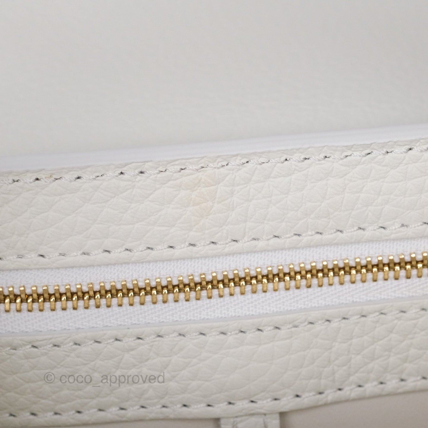Louis Vuitton Taurillon Capucines BB Snow